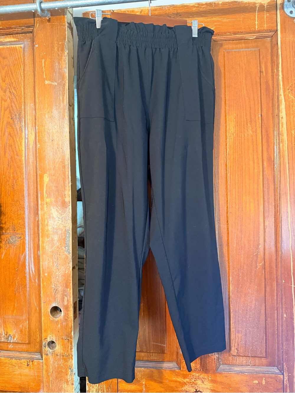 Women's Black Elastic-Waist Trousers